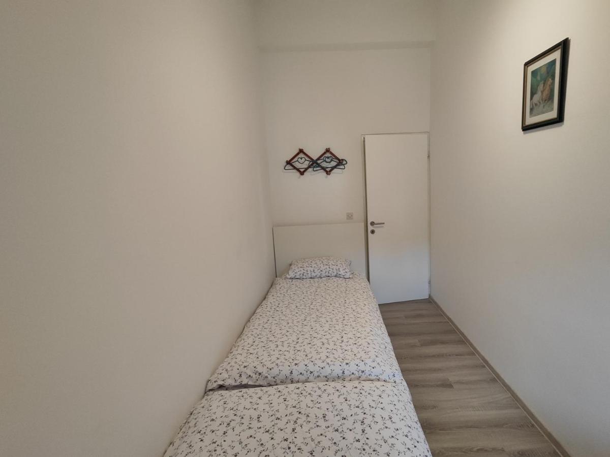 Apartments Urban ポレッチ エクステリア 写真