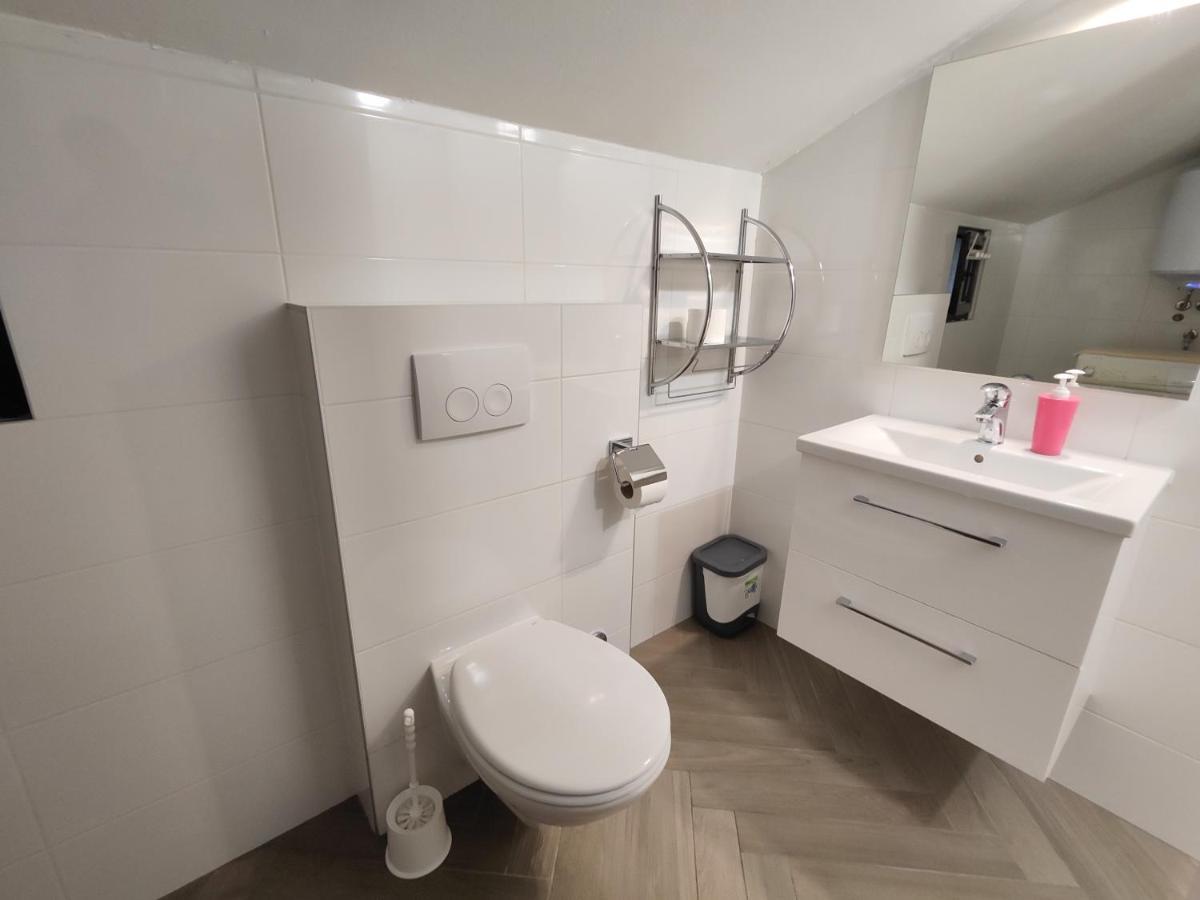 Apartments Urban ポレッチ エクステリア 写真